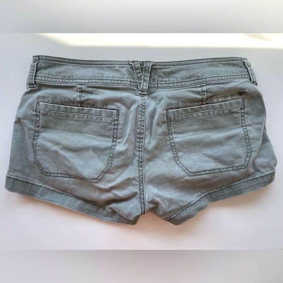 American Eagle camo shorts. - Picture 3 of 3